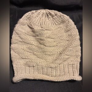 Women’s beanie one size tan
